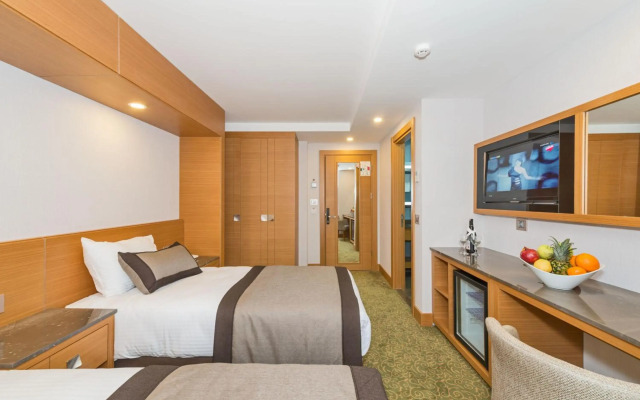 Bisetun Hotel