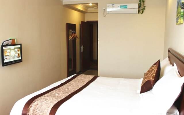 Greentree Inn Shanghai Zhujing Business Hotel
