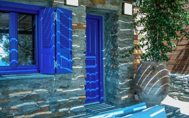 Zen Blue Suites Luxury and Nature in Kea
