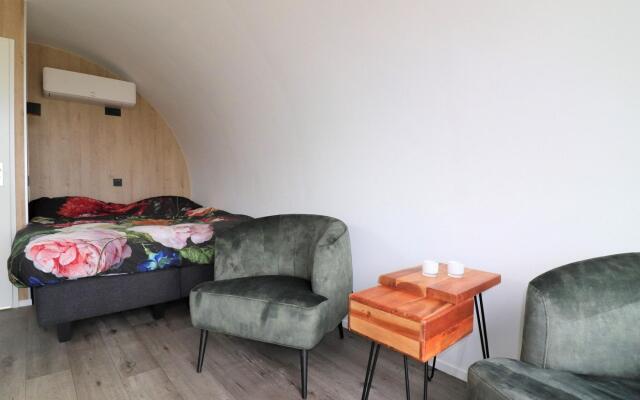 Unique Nature Lodge With Unobstructed View