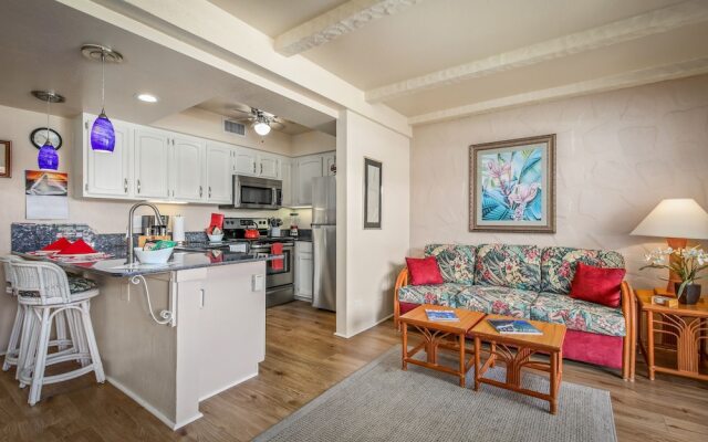 Lea Casa at Casa de Emdeko