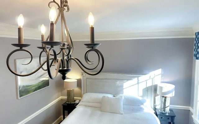 Dinsmore Boutique Inn
