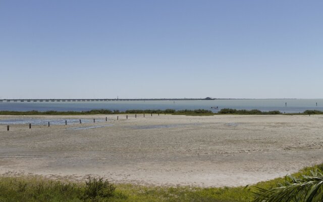 Tortuga Townhouse 100-7 Access to Boat Slip