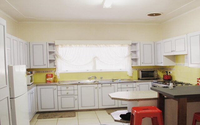 North Ryde Guest House