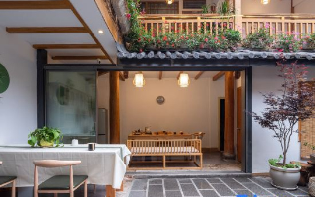 Guzili Homestay (The Old Town of Lijiang)