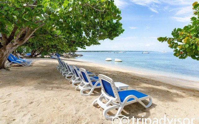 Dela de-Rose Guest House negril Jamaica
