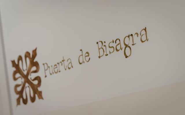 YIT Puerta Bisagra