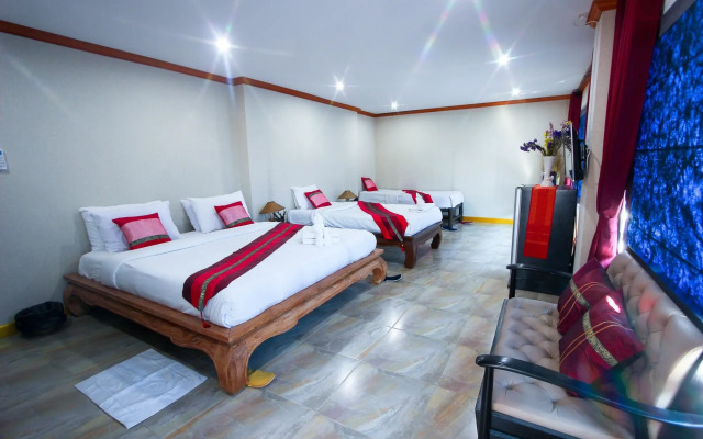 Sripoom Boutique House