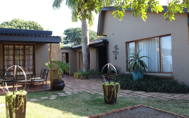 Ama Zulu Guesthouse and Safaris