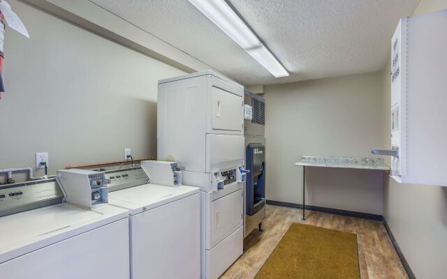 Quality Inn & Suites Gorham Riverside