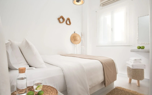 Perla Suites - Delmar Collection