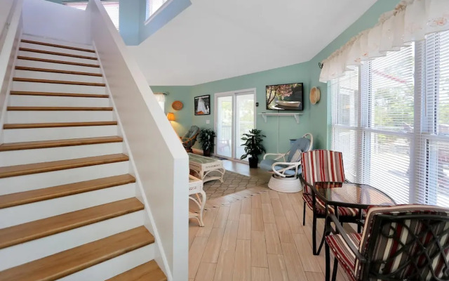 DeLight House