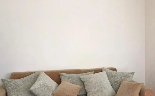 Apartment on Kravchuka 15b