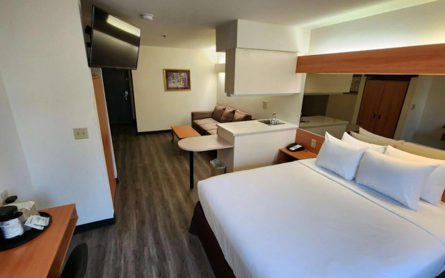 SureStay by Best Western Sacramento South Natomas