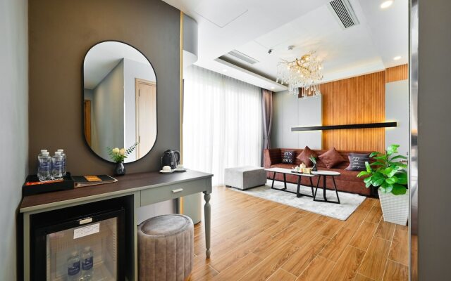 Saigon Royal Hotel CMT8