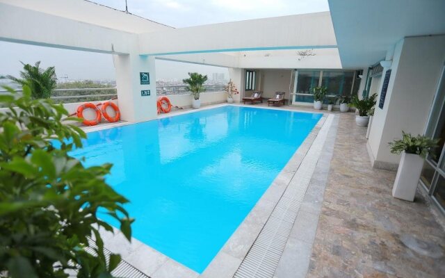 The Tray Hotel