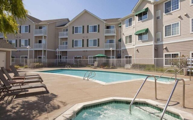 Homewood Suites by Hilton Oakland-Waterfront