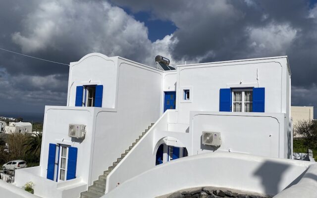 Downtown Fira Santorini