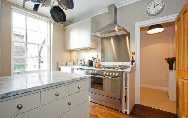 Luxury Marylebone House With Private Garden