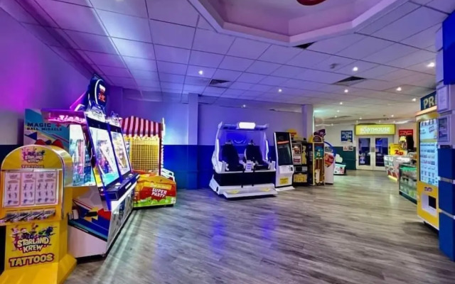 The Family Van - Withernsea Sands - Park Dean