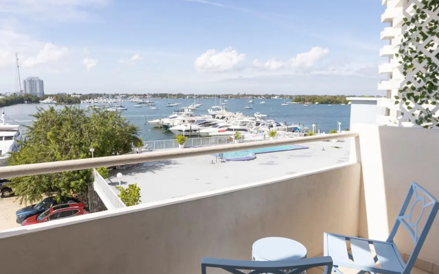 Vista Mar Bay Views Close to Miami Attractions