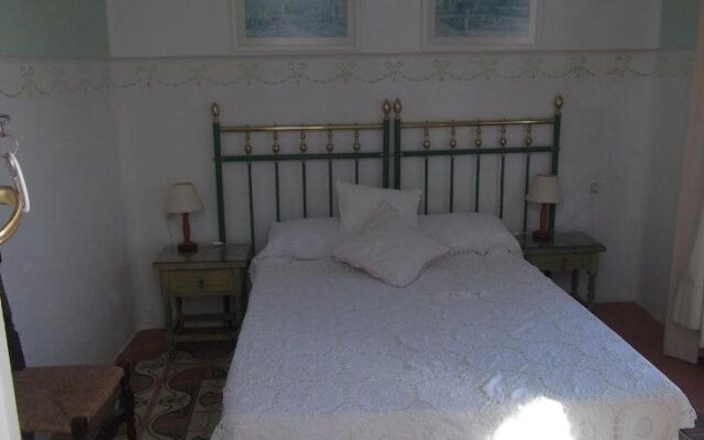 Pension El Torreon B&B