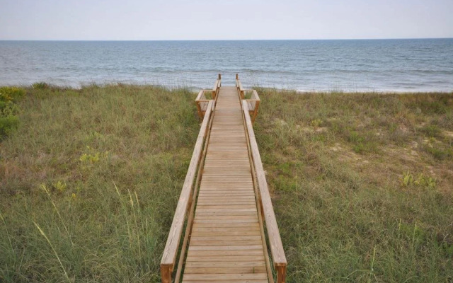 Seashell 3 Br Home by RedAwning