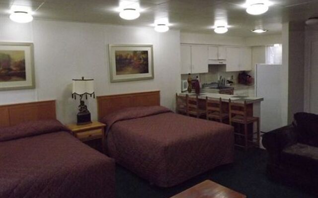 Rodeway Inn & Suites