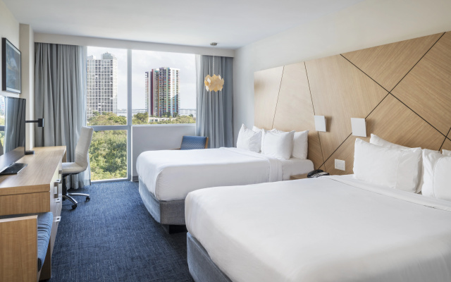 Novotel Miami Brickell  - Image 4