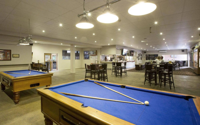 Parkway Hotel