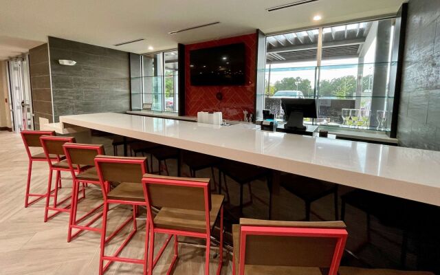 Hawthorn Extended Stay by Wyndham Kingwood/Houston