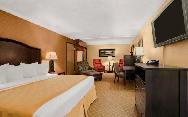 Roosevelt Grand Dakota, SureStay Collection by Best Western