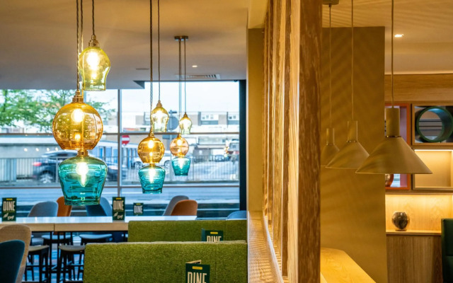 Holiday Inn Stevenage by IHG