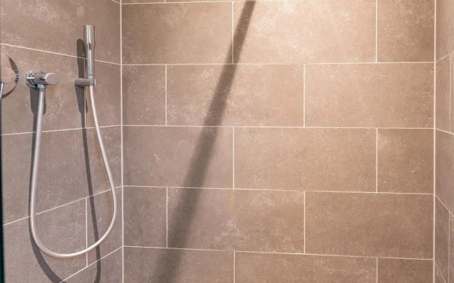 Charming Retreat With Pool