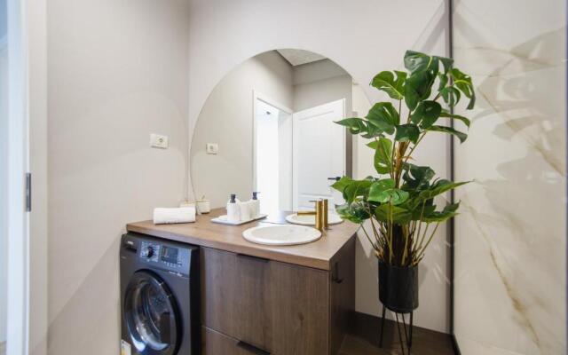 Exquisite Experience at EAS Residence