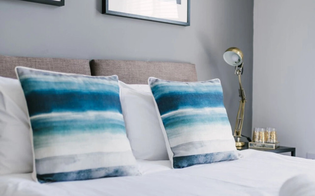 Plymouth Hoe Central Apartment