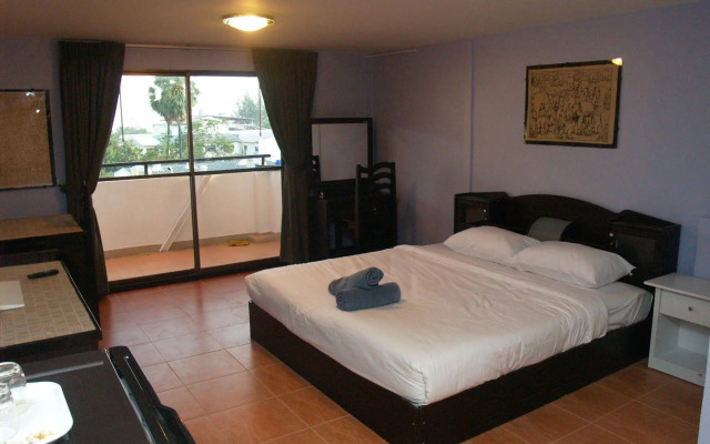 OYO 963 Sunshine Guesthouse