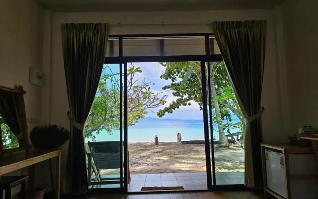 Kradan Beach Resort