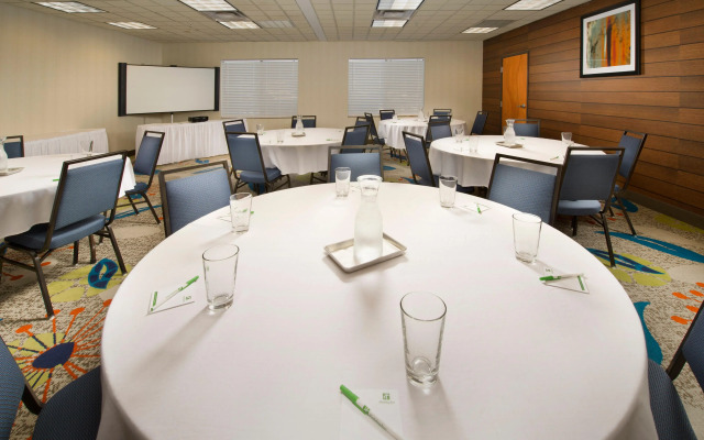 Holiday Inn El Paso Airport by IHG