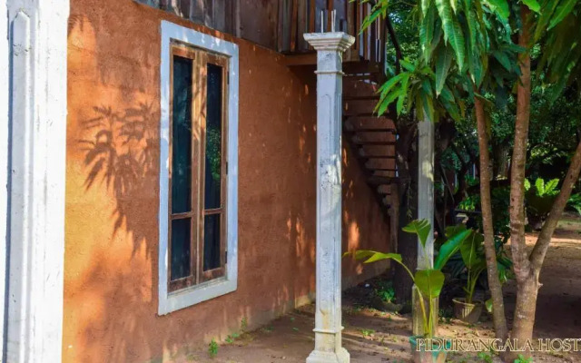 Pidurangala Hostel