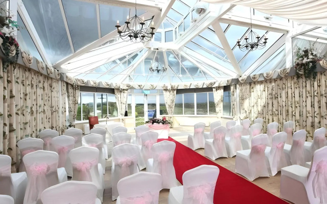 North Shore Hotel & Golf Club