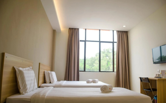 1 Orange Hotel Sungai Buloh
