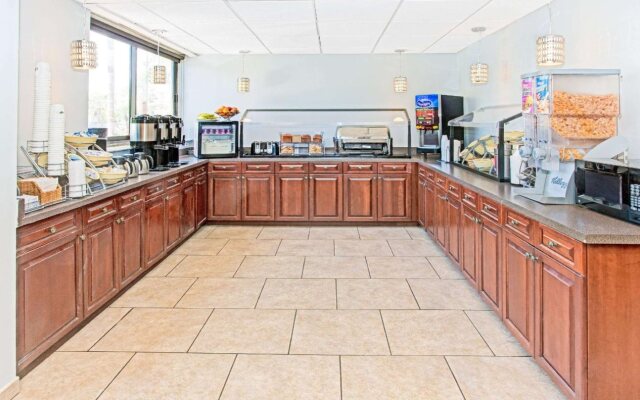Best Western Plus Ft Lauderdale Hollywood Airport Hotel