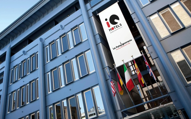 iQ Hotel Roma