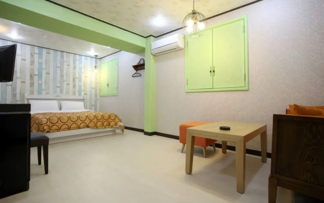 Yegrina Motel
