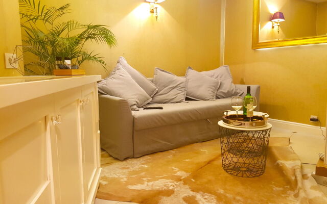 A11 Apartments & SPA Dermique
