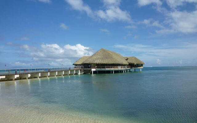 Royal Huahine Resort