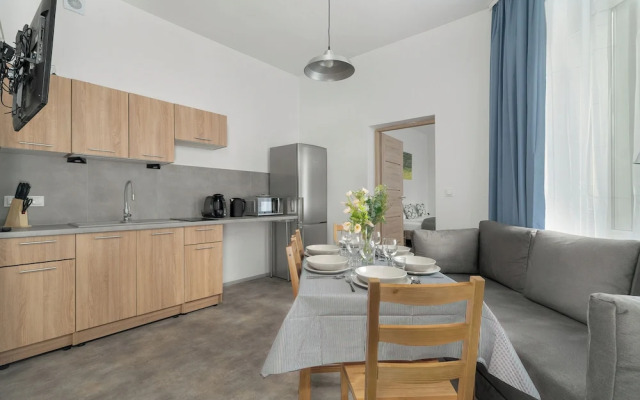 Poznan Stylish Grey Apartment by Renters