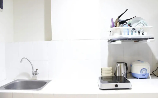 Compact Studio Room at Beverly Dago Apartment near ITB