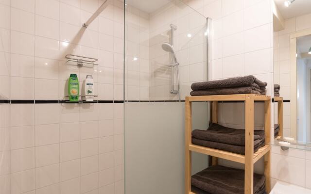 Central Hotspot Apartment